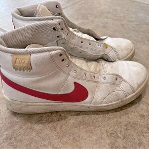Women’s Pink Nike Court Royale 2 Mid Top Sneakers Tennis Shoes size 9